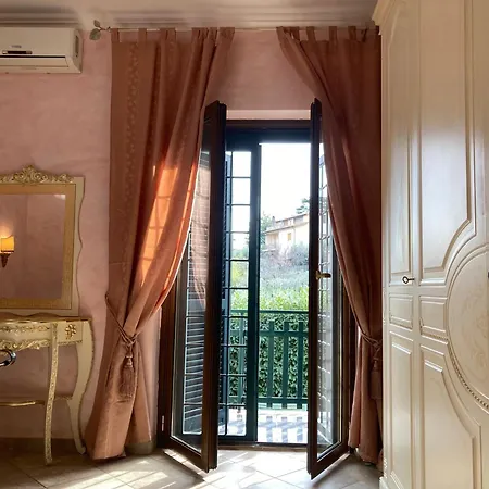 Open Sweet House *